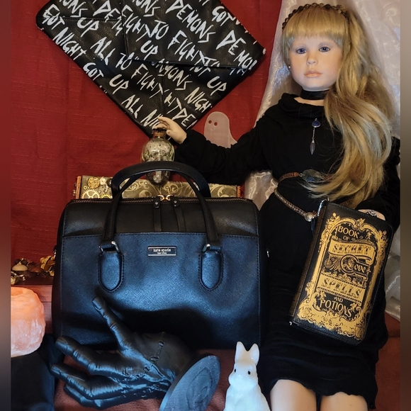 ⭐️Kate Spade⭐️ Black Crossbody Bag ✨️Laurel Way LANAE✨️ - Picture 1 of 9